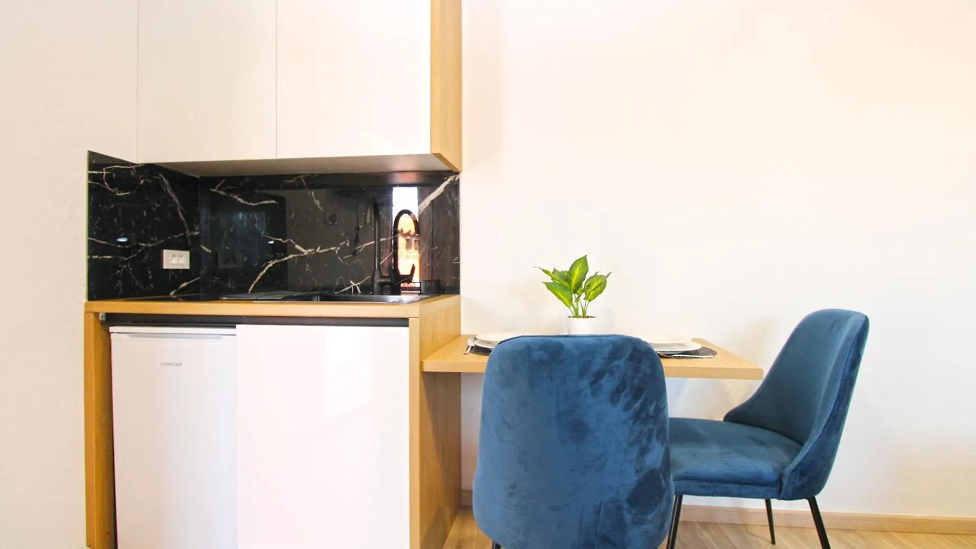 Apartment Old Town 2337 Pula